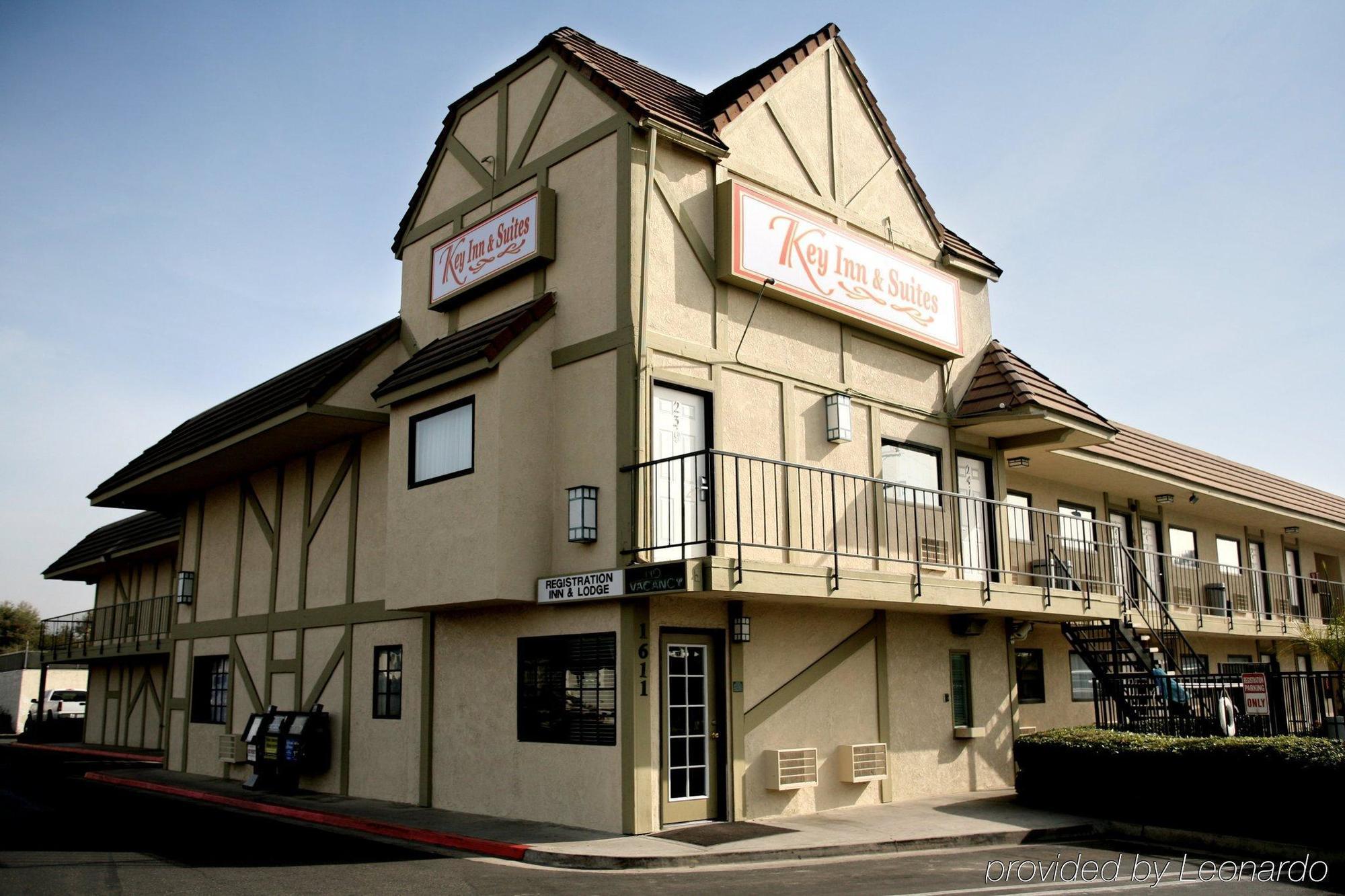 Lemon Heights Inn Tustin Exterior photo